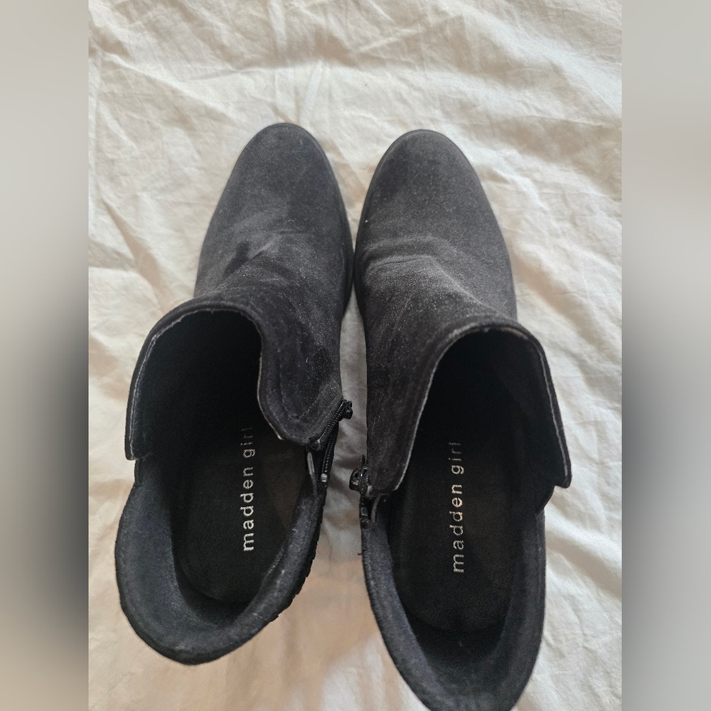 Madden Girl BLACK Ankle Booties - Picture 3 of 4